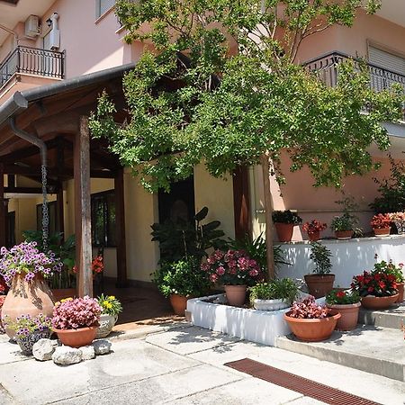 L' Aia Antica Bed & Breakfast Veroli Dış mekan fotoğraf